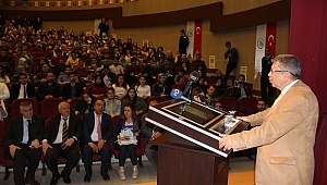 CUMHURBAŞKANI BAŞDANIŞMANI GENÇLERE SESLENDİ