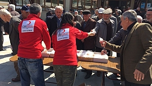 KIZILAY'DAN KANDİL LOKUMU