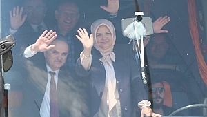 AK PARTİ'DEN ARAÇ KONVOYU