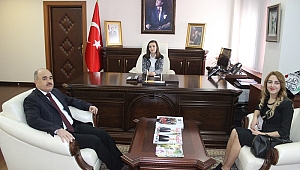 VALİ KOLTUĞUNU DEVRETTİ