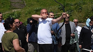 KONURALP İÇİN KOLLAR SIVANDI