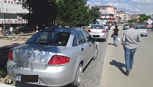 USULSÜZ PARKLARA CEZA YAĞDI