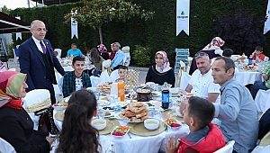 DİVAPAN AİLESİ İFTARDA BULUŞTU