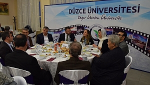 ÜNİVERSİTEDE İFTAR