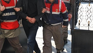 İNSAN KAÇAKÇISI YAKALANDI