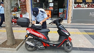 İNATÇI MOTOSİKLETLİLER!