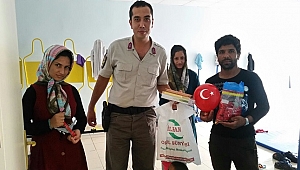 JANDARMA VE KIZILAY'DAN MÜLTECİLERE ŞEVKAT