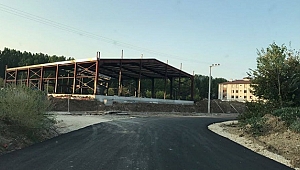 KUŞÇUOĞLU'NA ASFALT KIYAĞI!