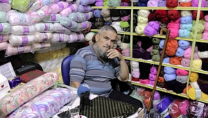 MEKKELİYİM DEDİ, ESNAFI SOYDU