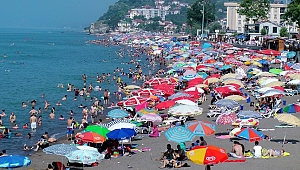 SICAKTAN BUNALANLAR PLAJLARA AKIN ETTİ