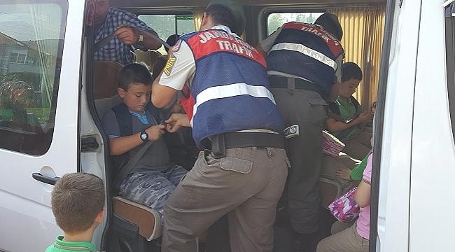 ÖĞRENCİLERİ BALIK İSTİFİ GİBİ TAŞIMIŞ