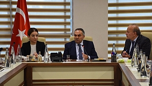 BAŞKAN AY