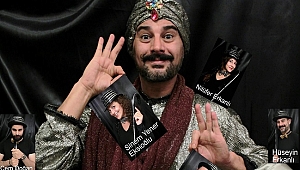 GÜLER MİSİN, TÜYER MİSİN?