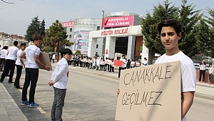 ÇANAKKALE RUHUNU SOKAĞA YANSITTILAR