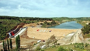 ALTUNÇAY GÖLETİ İNŞAATI İÇİN SÖZLEŞME İMZALANDI