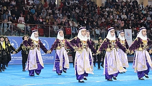ÇOCUK BAYRAMI KUTLANIYOR