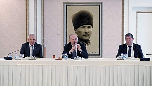 TSO YÖNETİMİNDEN BAKAN ÖZLÜ'YE ZİYARET