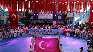 19 MAYIS COŞKUYLA KUTLANDI
