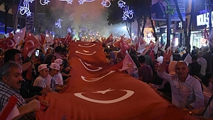 FENER ALAYINA BİNLER KATILDI