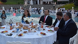 ÜNİVERSİTE İFTARDA BULUŞTU
