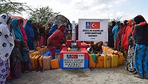 AK KADINLARDAN SOMALİ'YE CAN SUYU