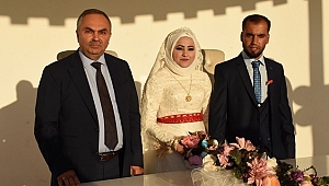 BAĞDATLI ÇİFTE MAKAM ARACI GELİN ARABASI OLDU