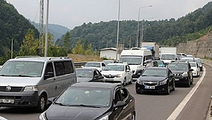 BOLU DAĞI'NDA TRAFİK FELÇ OLDU