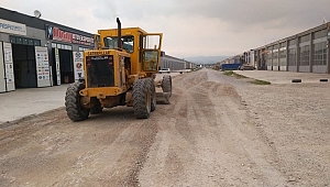 KÜÇÜK SANAYİ SİTESİ ASFALTA KAVUŞUYOR