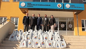 TOBB OKULUNA KIRTASİYE YARDIMI