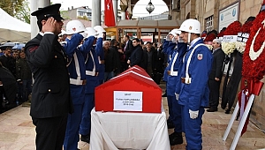 DÜZCE ŞEHİDİNİ SON YOLCULUĞUNA UĞURLADI