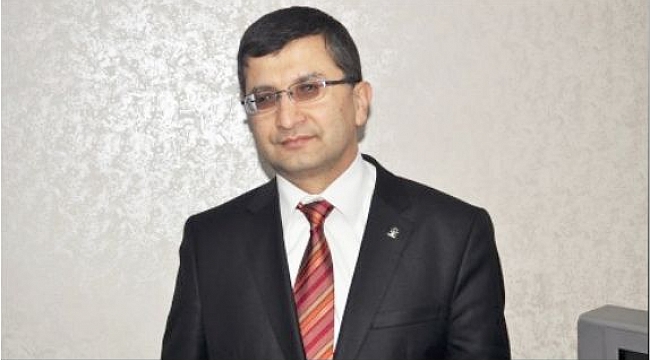 AHMET AZAP ADAYLIKTAN ÇEKİLDİ