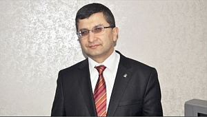 AHMET AZAP ADAYLIKTAN ÇEKİLDİ