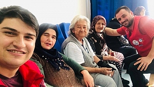 GENÇLERDEN HUZUREVİNE ZİYARET