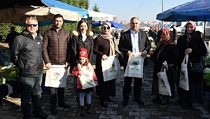 BAŞKAN TORBA DAĞITTI