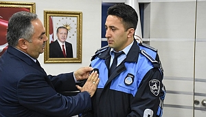 RÜTBELERİNİ BAŞKAN TAKTI