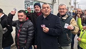 ERDOĞAN BIYIK ARI GİBİ ÇALIŞYOR