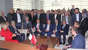 ESKİ BAŞKAN MUZAFFER YİĞİT GÖREVİ 60 MİLYONLUK HAZIR PROJELERLE DEVRETTİ