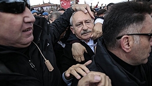 KILIÇDAROĞLU'NA CENAZEDE SALDIRI!