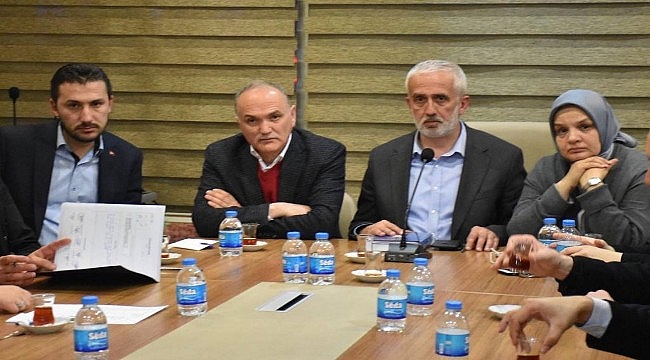 YÜZLER GÜLMÜYOR
