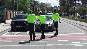 TRAFİK POLİSİ GÖZ AÇTIRMIYOR