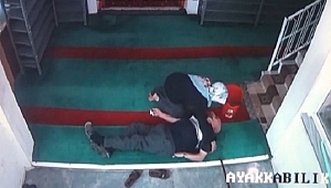 ECEL CAMİDE YAKALADI