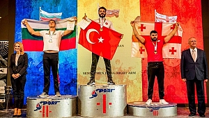 BİLEK GÜREŞİNDE DÜNYA ŞAMPİYONU OLDU