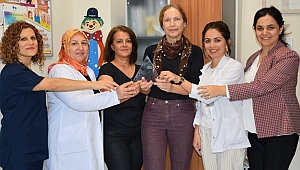 ÜNİVERSİTE ÇOCUK DİYABET MERKEZİ ULUSLARARASI ÖDÜL ALDI