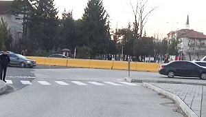 O KAVŞAK AÇILIYOR