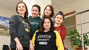 DÜZCE ÜNİVERSİTESİ'NDE LOGOLU İLK CUMA!
