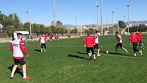 DÜZCESPOR GÜÇ TOPLUYOR