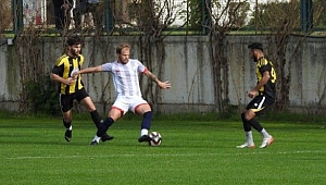 DÜZCESPOR, TEKİRDAĞ'I 2-0 YENDİ