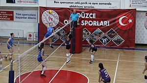 VOLEYBOL MÜSABAKALARI DÜZCE’DE BAŞLADI