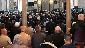 KORONA CUMA NAMAZINI ETKİLEMEDİ