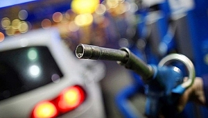 BENZİN VE MOTORİNDE BÜYÜK İNDİRİM